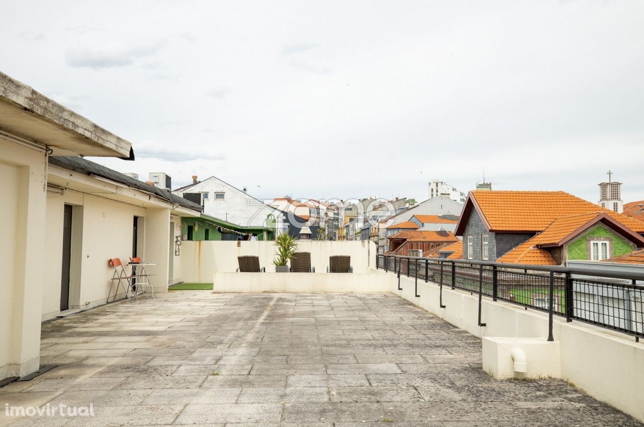 2 Apartamentos T3, transformados em T4 Baixa do Porto junto ao bolh...