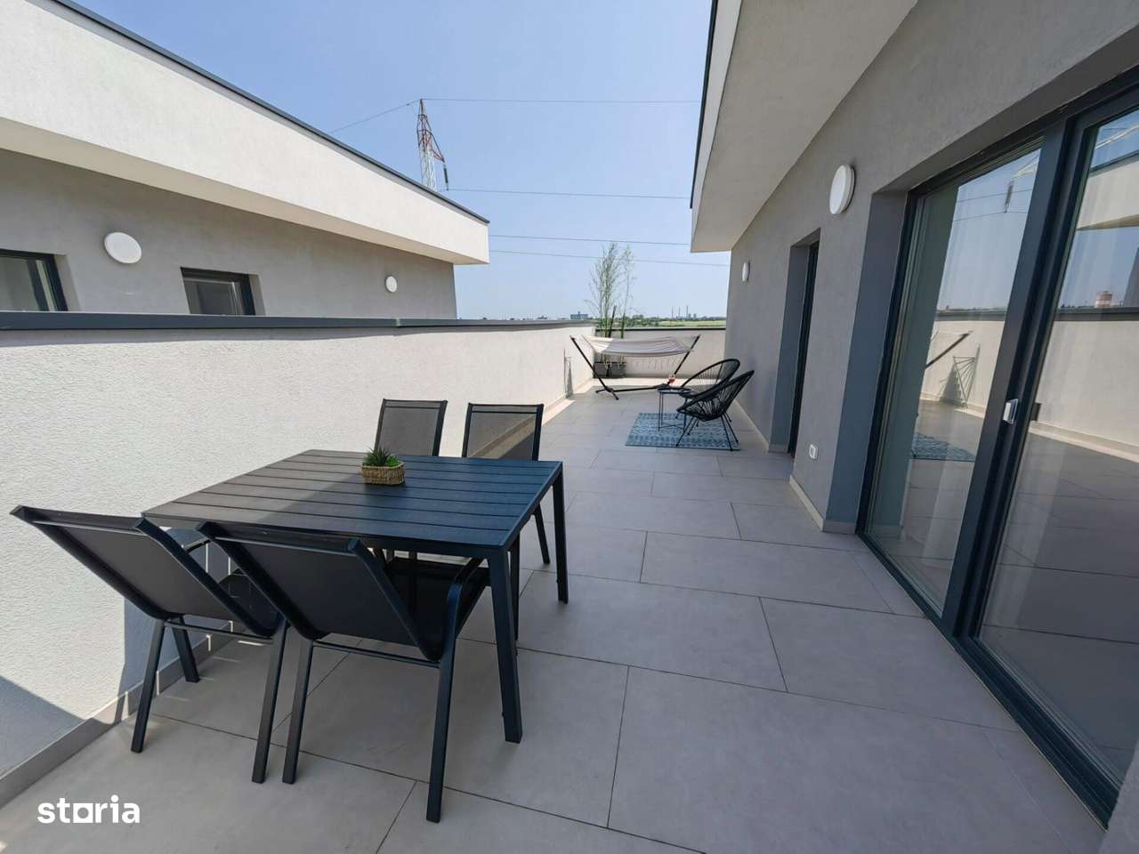 Penthouse cu 2 camere,de inchiriat,zona Mehala