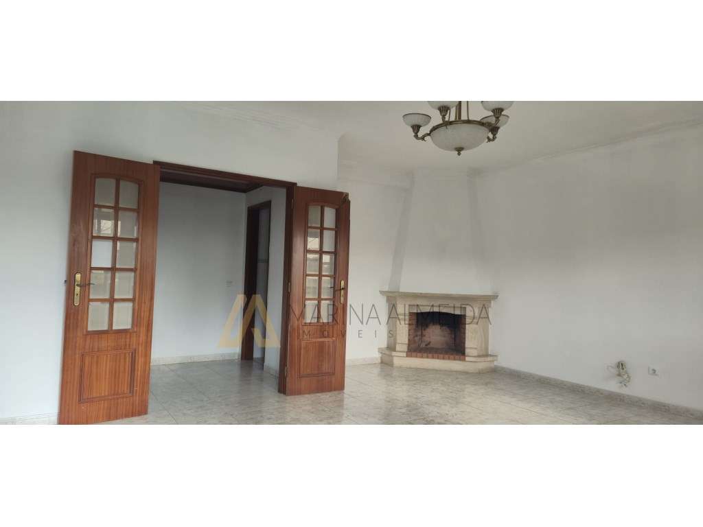 Apartamento t2 ( 3 assoalhadas ), rés do chão com arrecadação, junt... - Grande imagem: 5/23