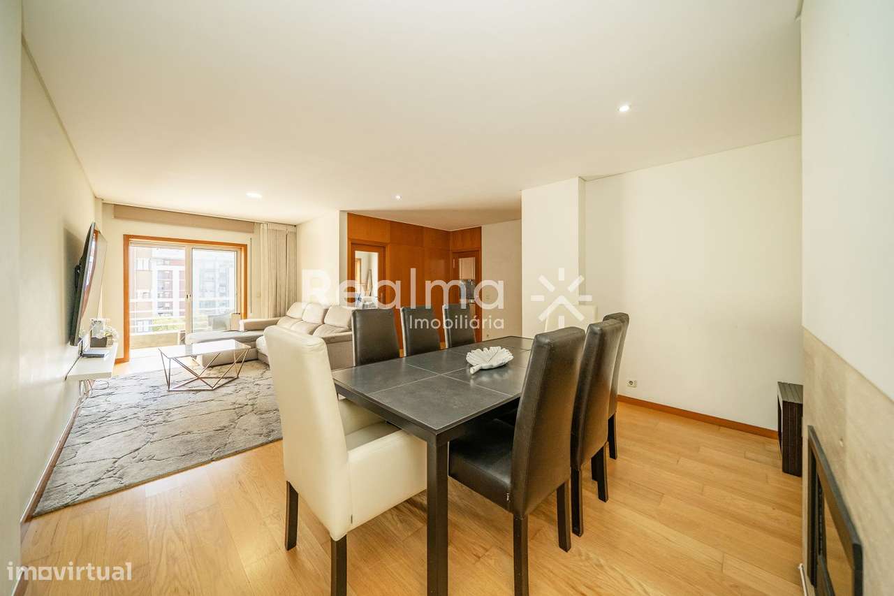 Apartamento T5 em S.Victor-14