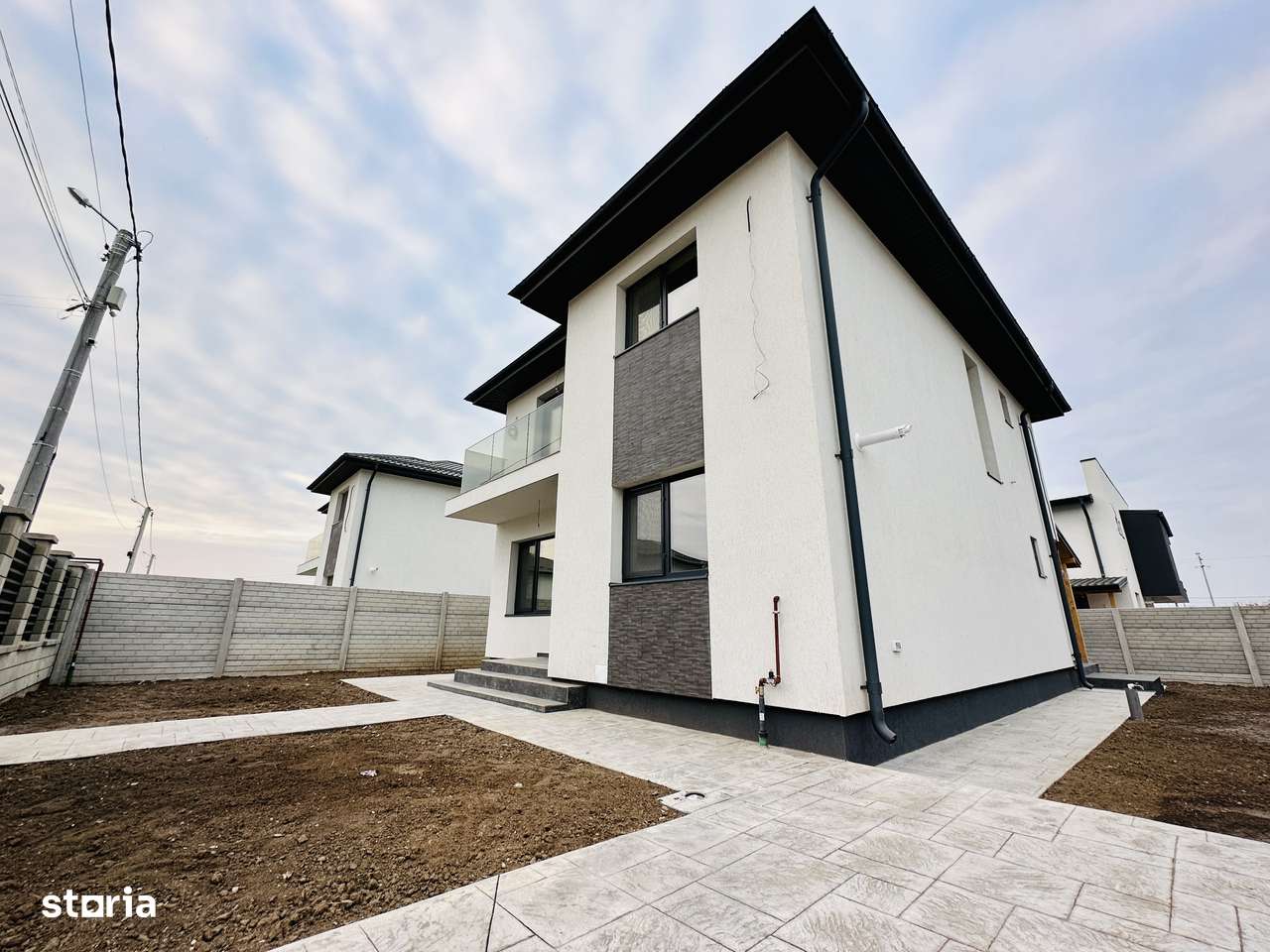 Casa Individuala - 4 Camere 300 mp-  - Comuna Berceni- La 163.900-13