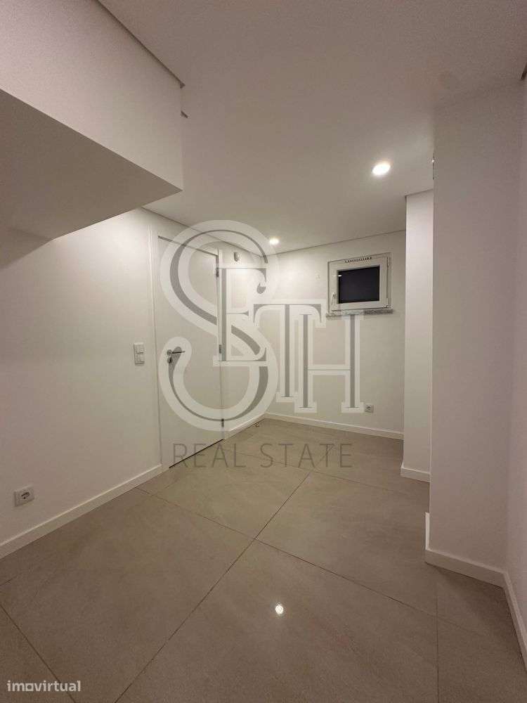 MORADIA V3+1 CENTRO DA CIDADE-39