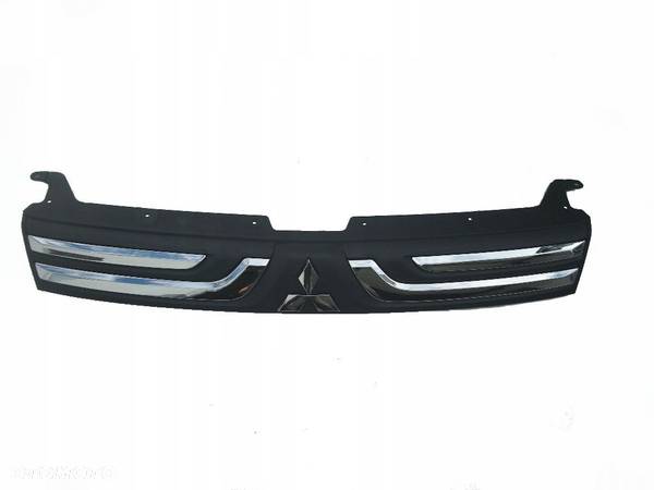 MITSUBISHI OUTLANDER 2013-15 ATRAPA GRILL IDEALNA - 1