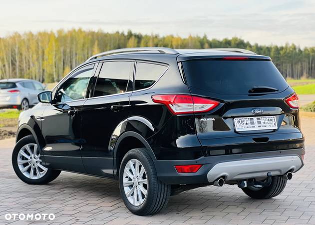 Ford Kuga 2.0 TDCi 2x4 Titanium - 20