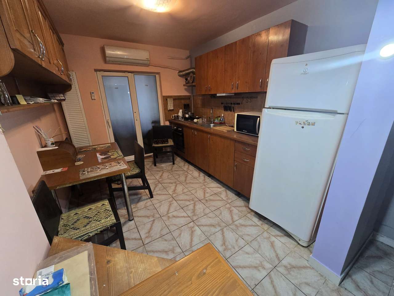 Reșița, apartament 3 camere, decomandat, 86 mp, Lunca , zona Politie-4