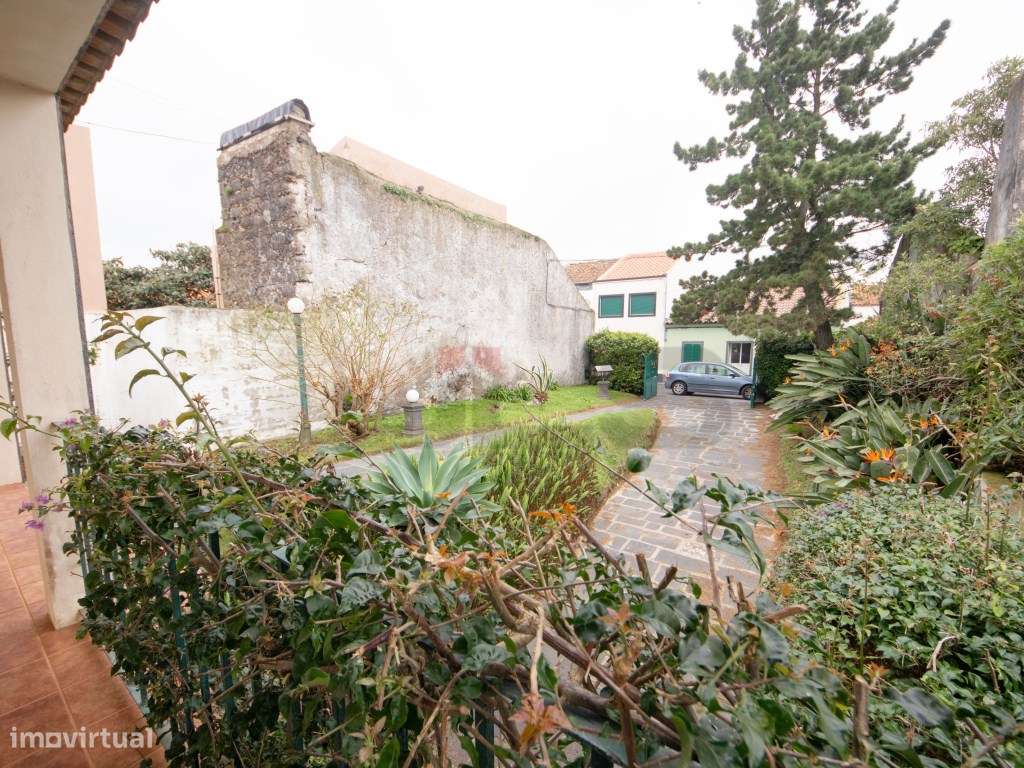 Moradia espaçosa nos Arrifes, Ponta Delgada-3