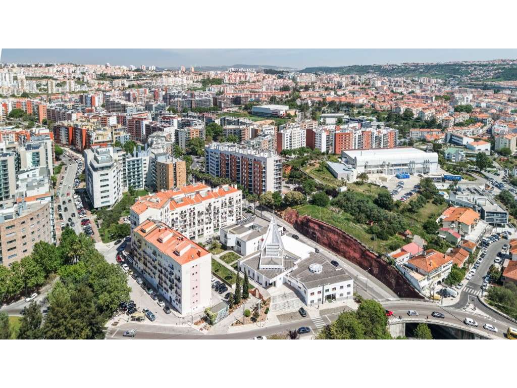 T3 remodelado com parqueamento e arrecadação - Entrada da Urbanizaç...-27