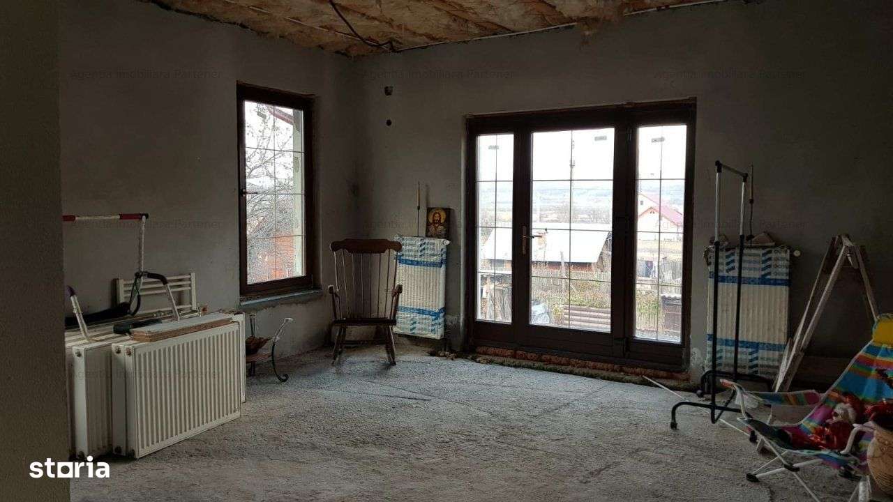 Casa P+M - semifinisata, Merisani, teren 1.065mp - Imagine principală: 5/12