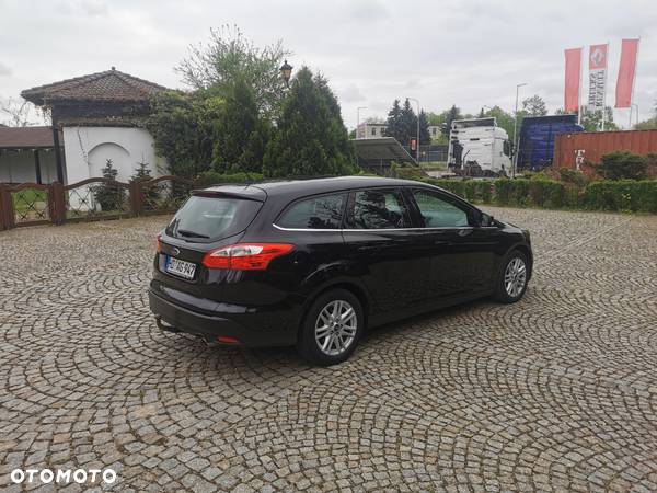 Ford Focus Turnier 2.0 TDCi DPF Titanium - 4