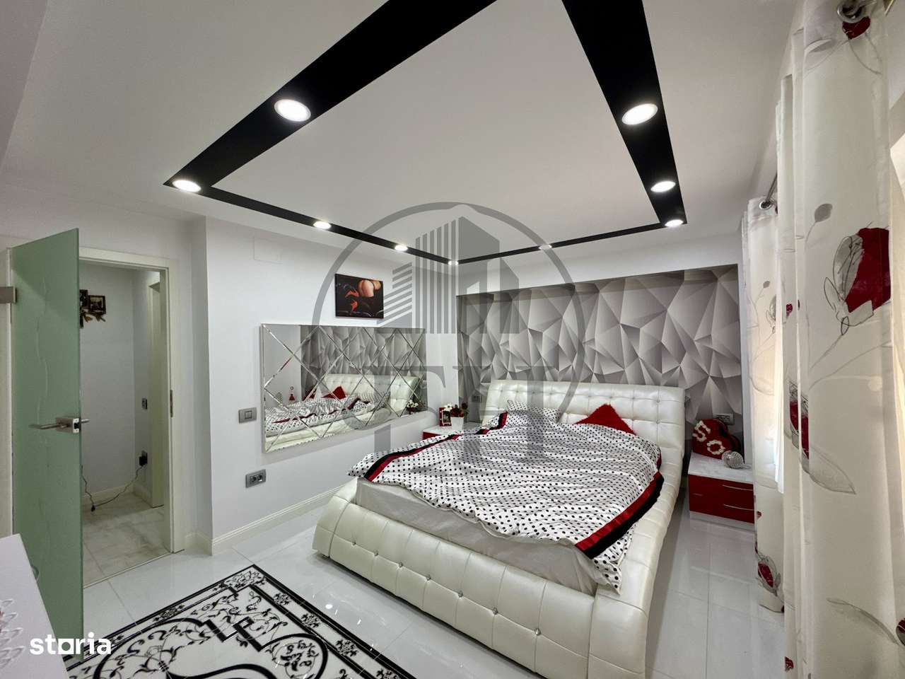 Apartament 4 camere de vanzare Agigea, Constanta - Imagine principală: 5/20