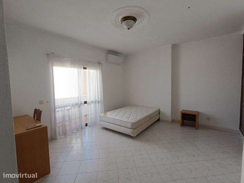 Arrendamento de imóvel (vivenda) T4 Loulé - Grande imagem: 4/8