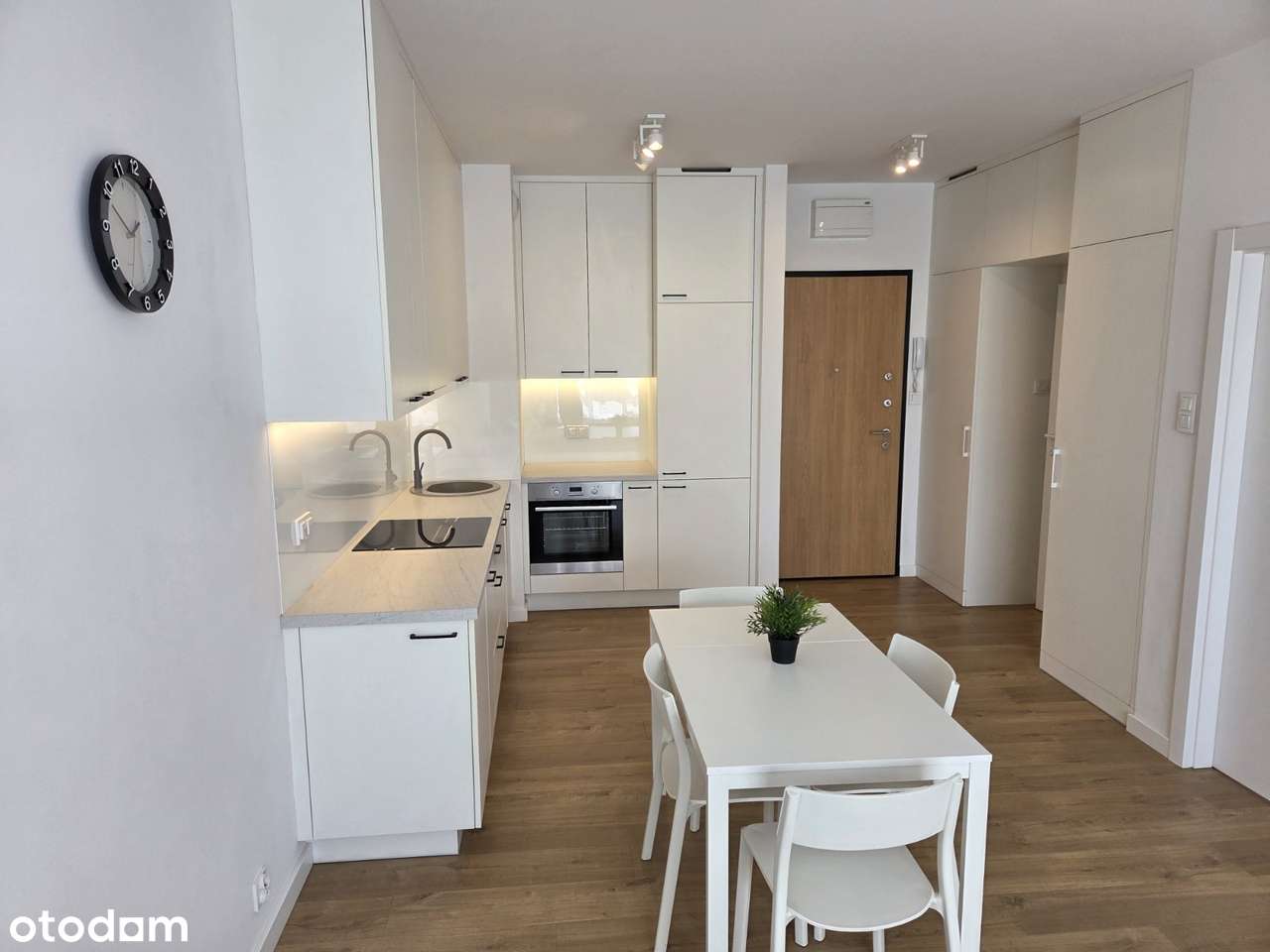 Mieszkanie na wynajem z balkonem, Praga-Południe