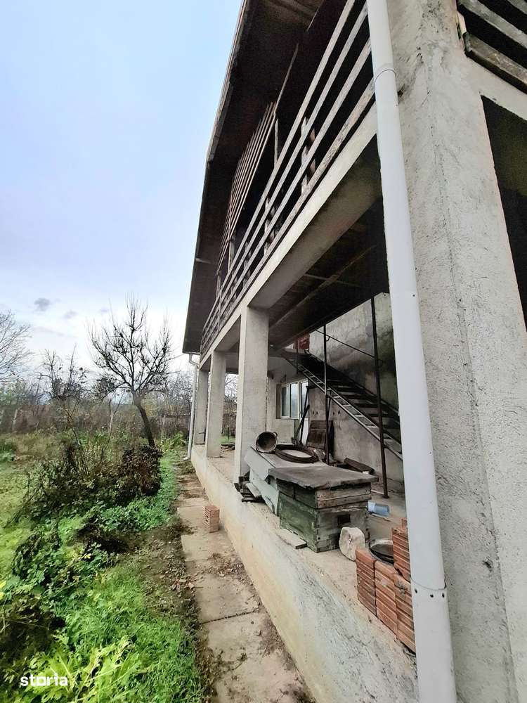 Casă si teren  565 m² în Mun.Rm Vâlcea, Cartier Goranu Cl Bucuresti - Imagine principală: 5/19