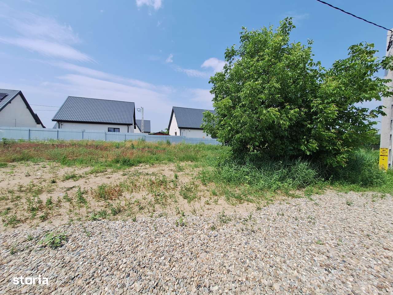 Teren intravilan 492mp cu 28m deschidere-Hemeiusi,Bacau - Imagine principală: 2/3