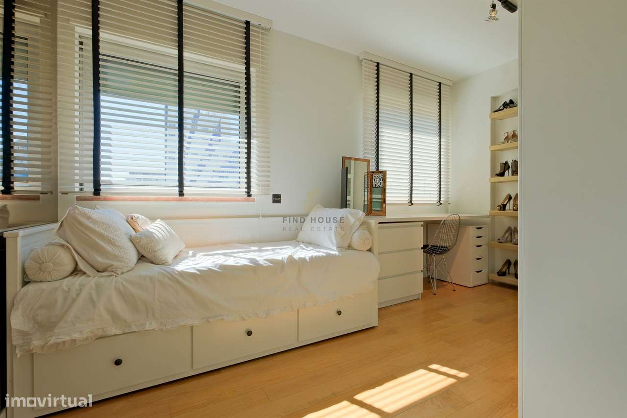 Penthouse T3 com terraço e 3 lugares de garagem na Alameda dos Oceanos-29