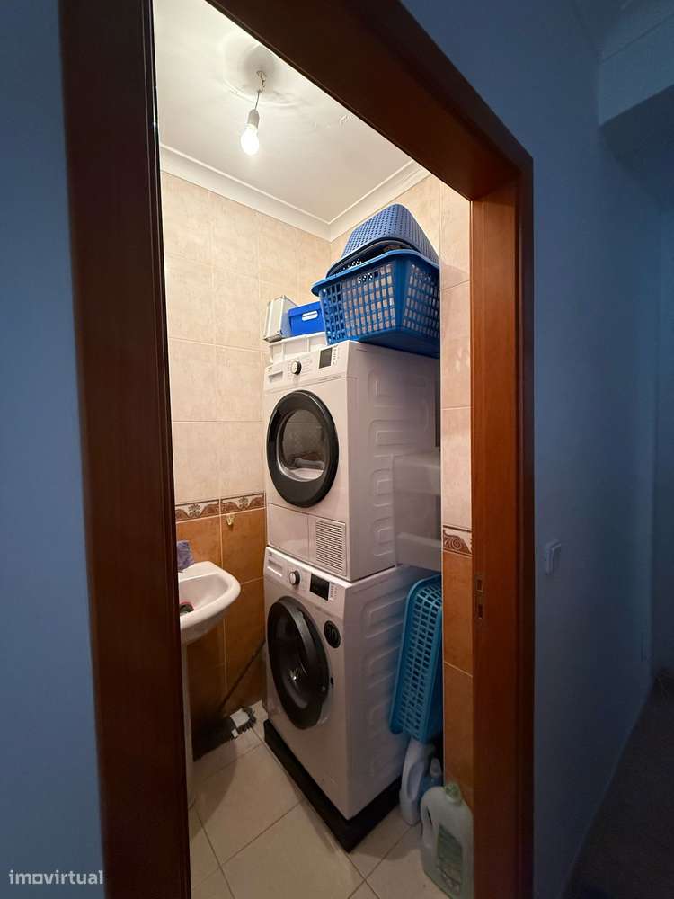 Apartamento T4 Marinha Grande com garagem-18