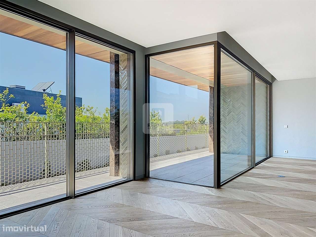 Apartamento T3 na Foz do Douro com Jardim Privativo de 167m2 - Grande imagem: 2/35