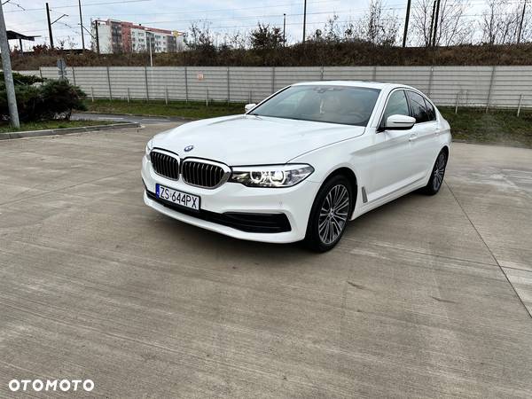 BMW Seria 5 530i xDrive Sport Line sport - 2