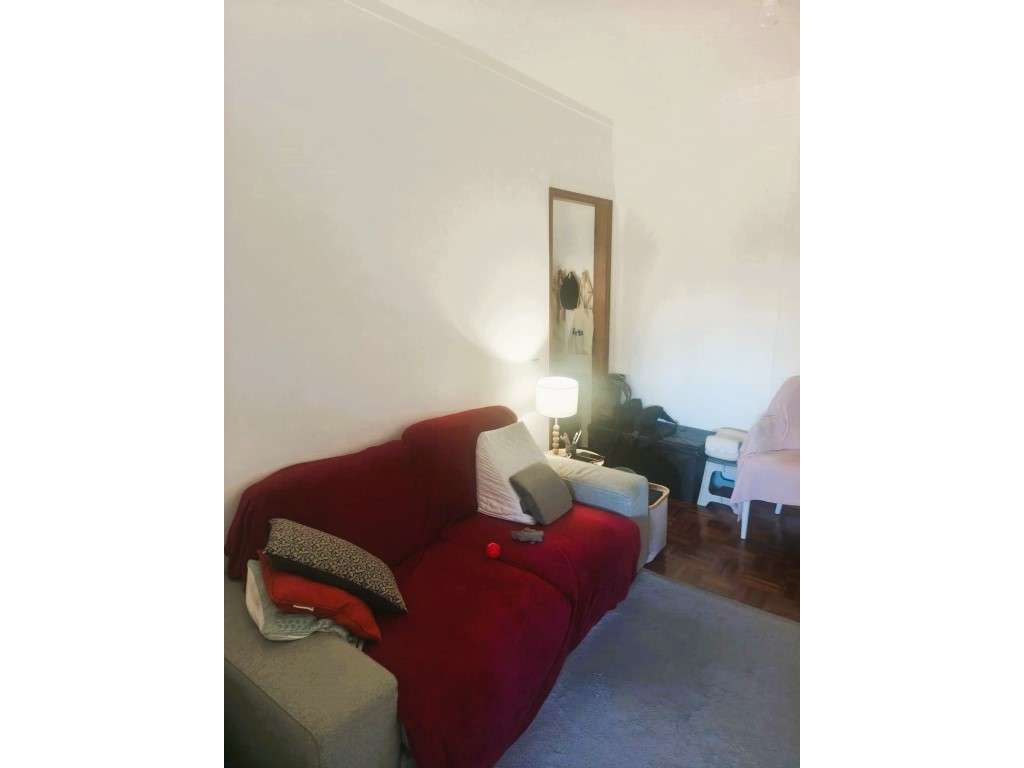 Apartamento T1 ás Antas / Praça Velasquez - Grande imagem: 2/18