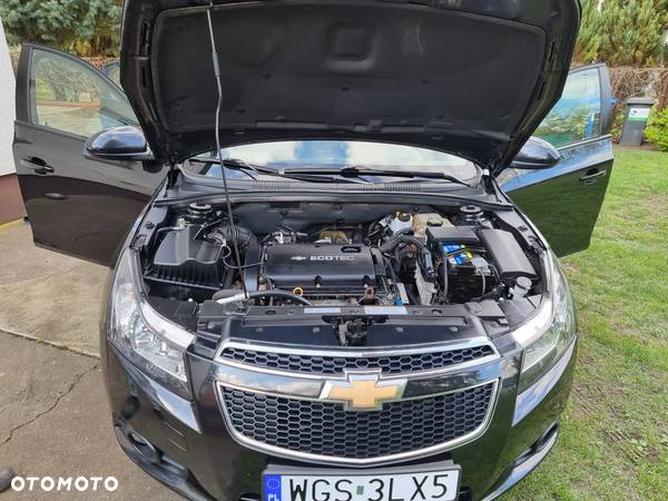 Chevrolet Cruze 1.8 LT+ - 8