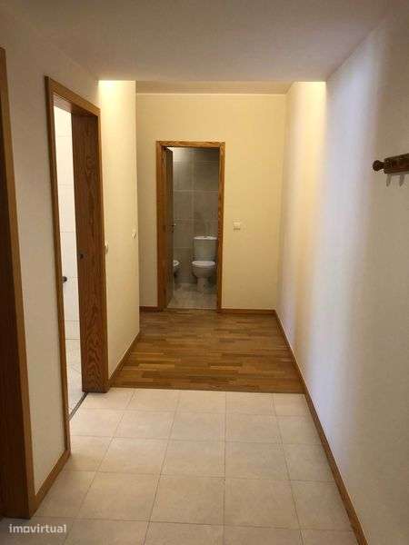 Apartamento T1 em Santa Marinha - Grande imagem: 4/12