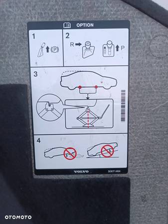 Volvo V70 III Podłoga Bagażnika 39879410 Wykładzina - 6