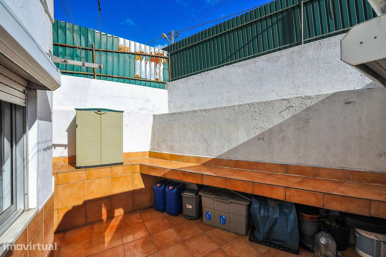 APARTAMENTO T2 - TIRES COM TERRAÇO-13