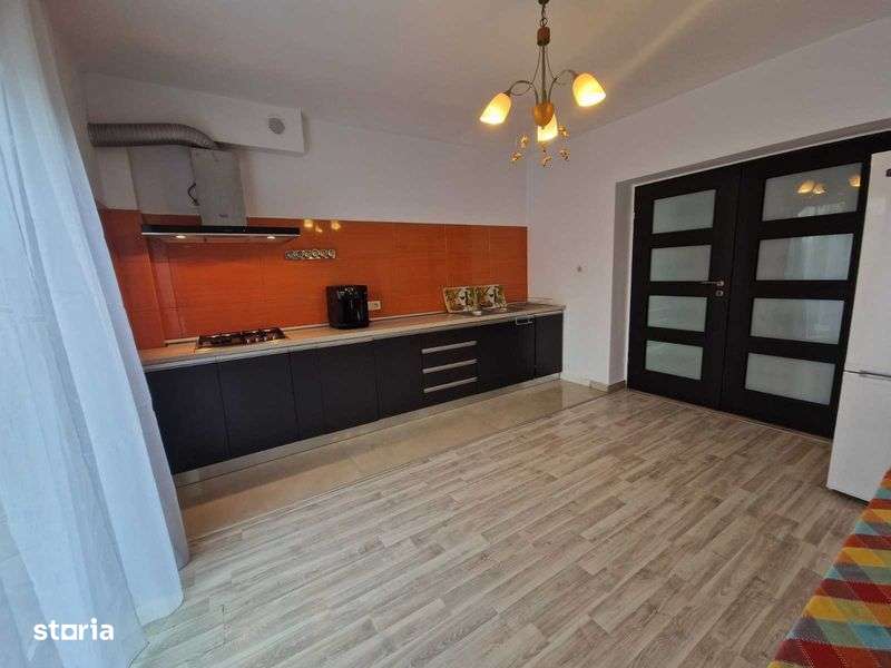 VIla 4 camere, incalzire in pardoseala, curte 800 m², Dobroesti, Ilfov - Imagine principală: 4/8