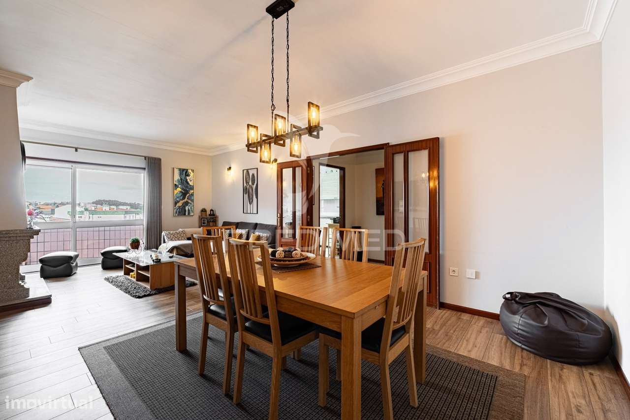 T3 com  lareira, 3 varandas e box em Valbom, Gondomar - Grande imagem: 5/30