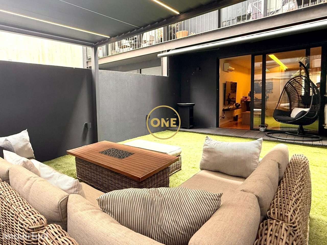 Apartamento T1 Com Terraco E Garagem No Centro Do Porto