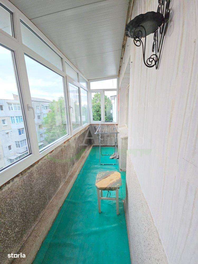 Apartament 3 decomandate, 2 bai, zona Ura - Imagine principală: 4/6