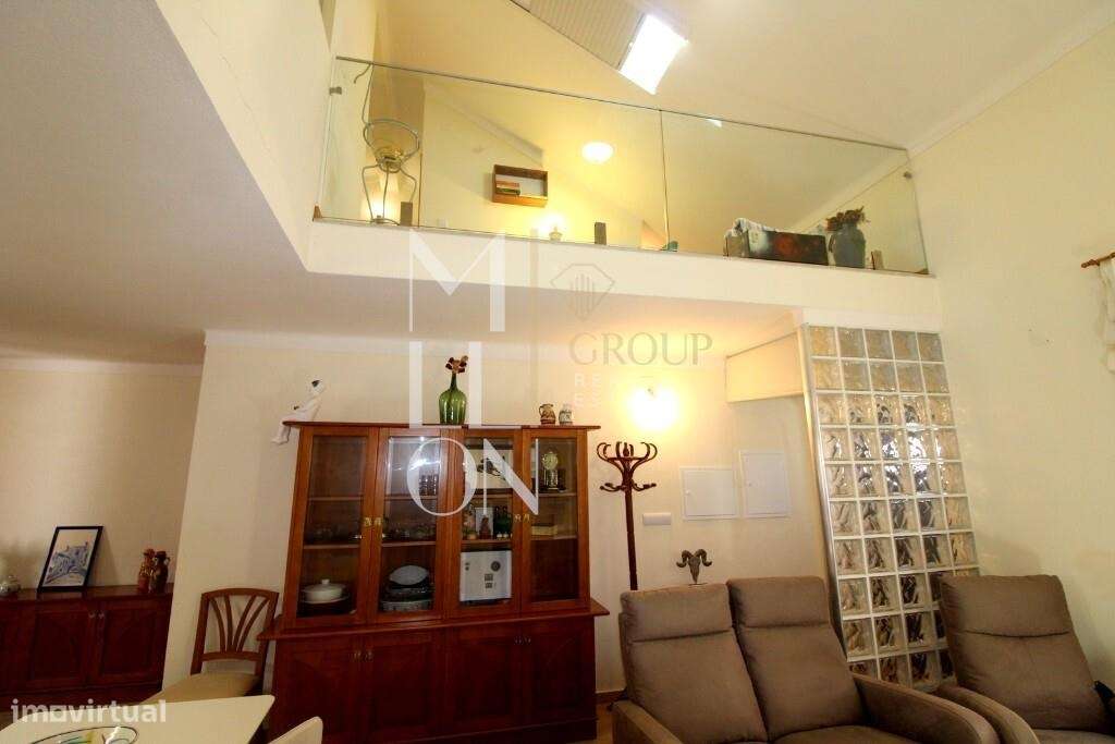Moradia de charme Reabilitada com Garagem e Logradouro-8