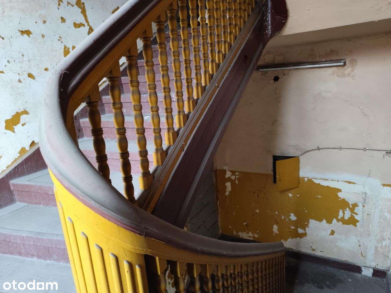 Budynek MIESZKALNO - USŁUGOWY w centrum miasta-5