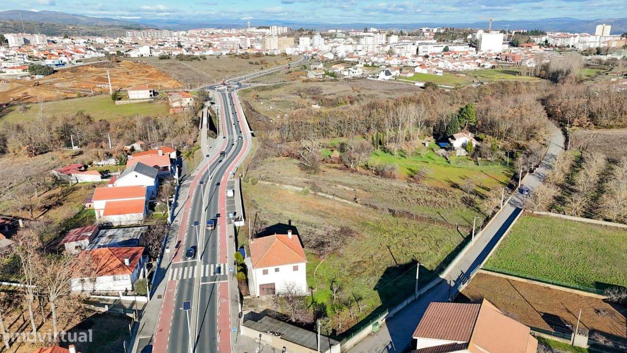 Moradia T3 em Bragança - Grande imagem: 4/26