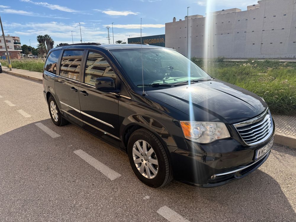 Chrysler Town & Country V (2007-2016) 2014