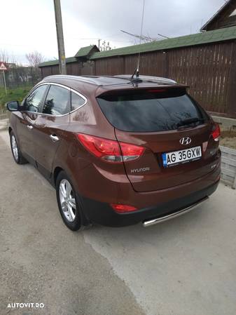 Hyundai ix35 2.0 CRDI 4WD Style Heat - 4