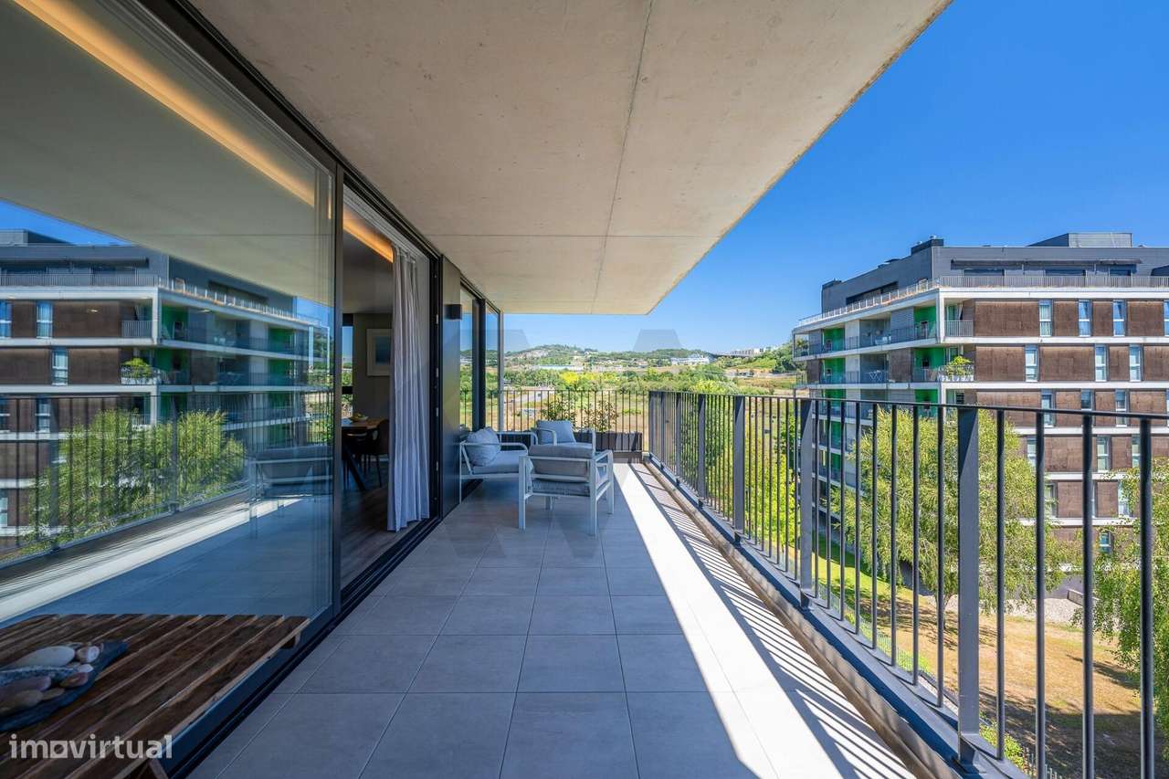 T3 em Condomínio Fechado com Piscina em Real, Braga-57