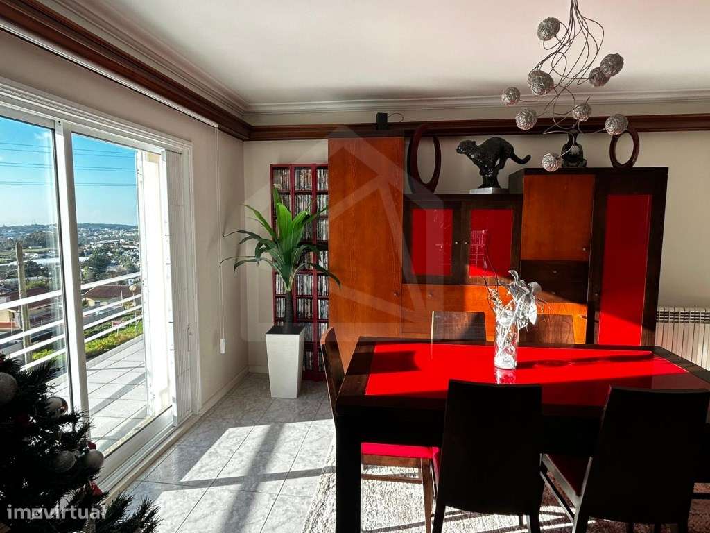 Moradia Isolada T3 em Escapães-11