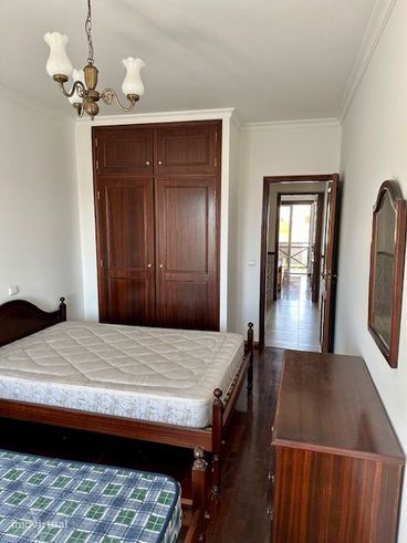 Vendo Apartamento T.3 - Com parqueamento a 70 Mts da Praia em Nazaré-32