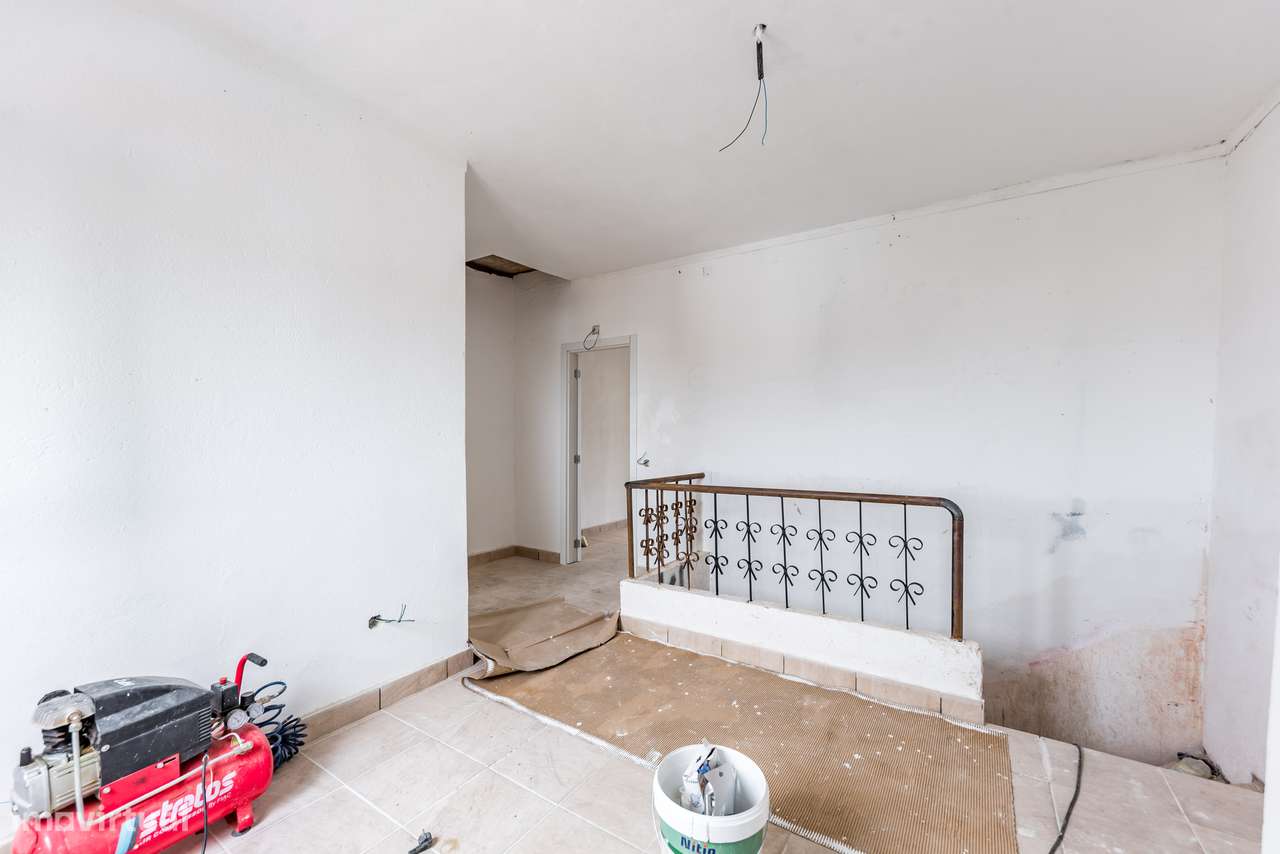 Moradia 100% Remodelada-23