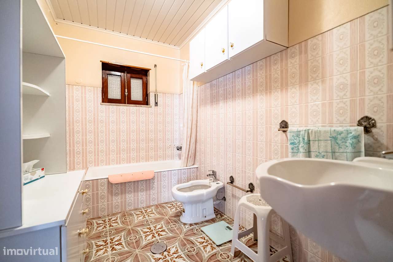 Moradia T3+1  |  Casal de Santo Amaro, Penacova-12