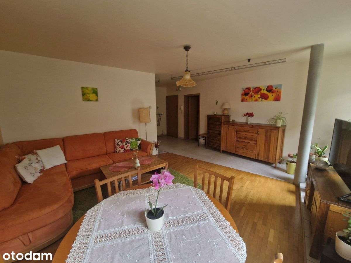 Przestronne Mieszkanie-0