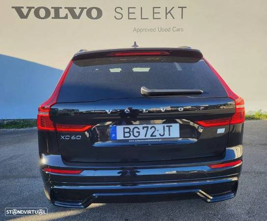 Volvo XC 60 2.0 T8 PHEV R-Design AWD - 4