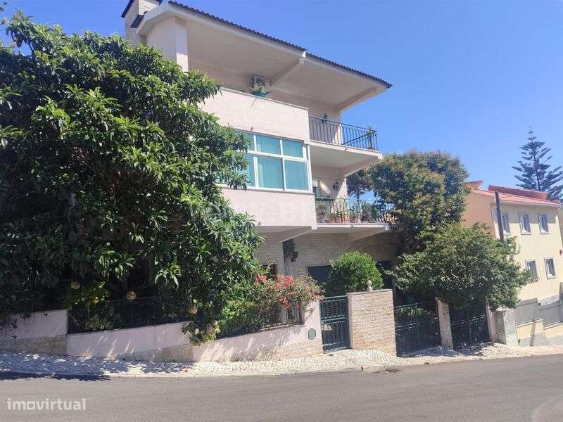 Moradia Isolada T6 / Cascais, Carcavelos e Parede - Grande imagem: 1/20