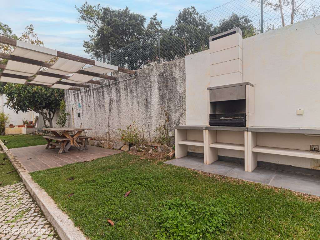 EXCLUSIVO | Moradia V6 de Sonho no Coração da Cotovia, Sesimbra-53