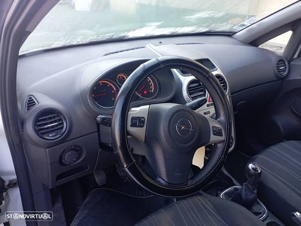 Opel Corsa D 1.3 Cdti 2008 para Peças - 8