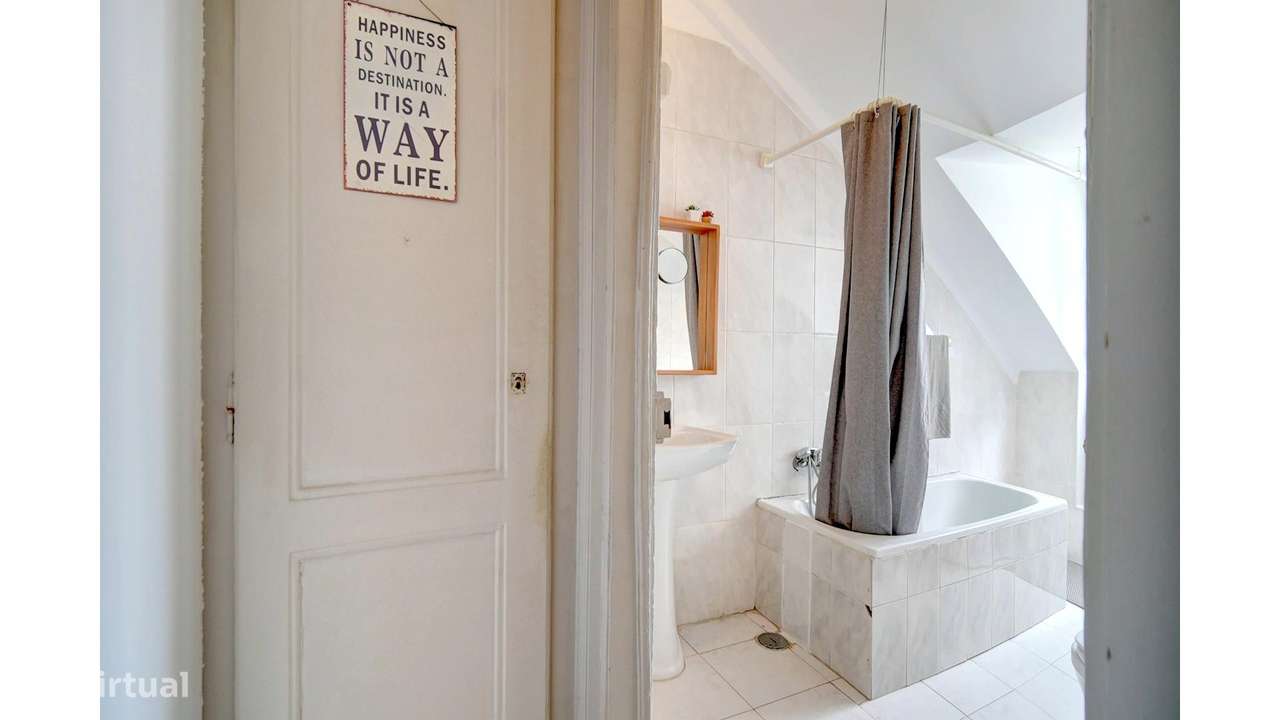 Apartamento T2 em Lisboa-19
