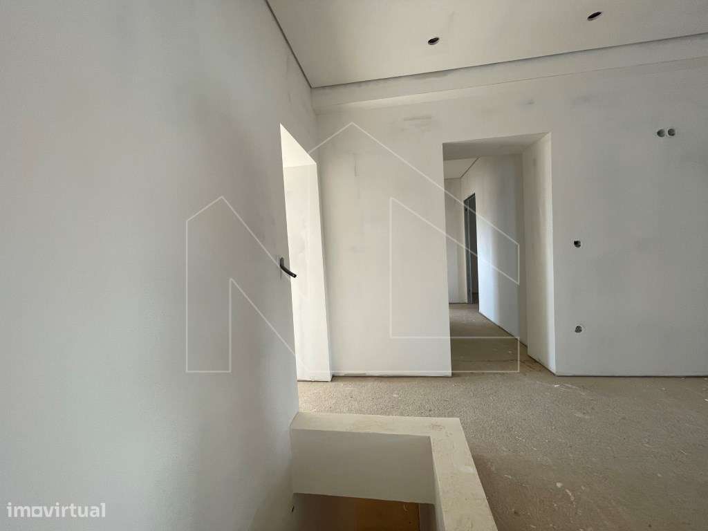 Moradia T2 com Espaço Exterior - A Dois Minutos do Centro de Águeda!-8