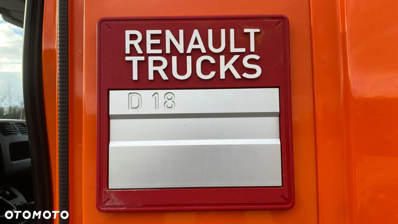 Renault MIDLUM D18 - 13