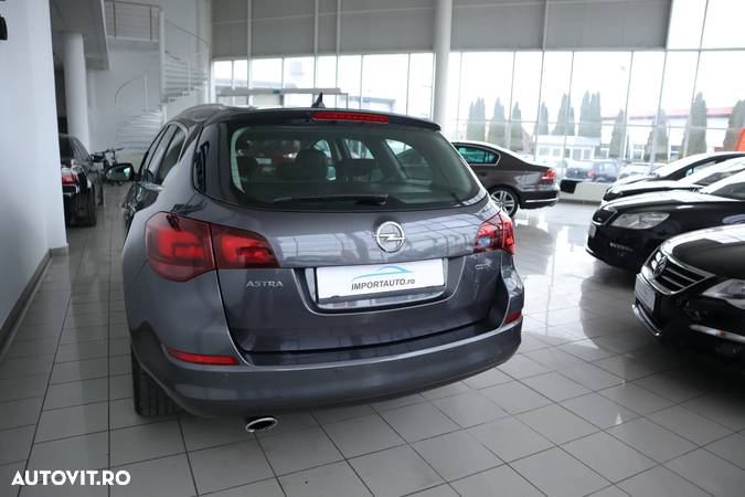 Opel Astra Sports Tourer 2.0 CDTI - 15